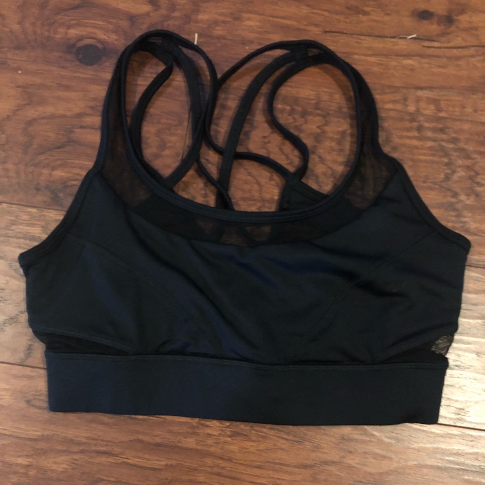 Sports bra